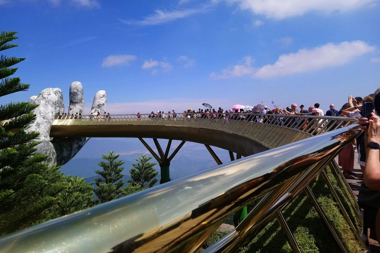 Privater Wagen vom Hafen in Chan May zur Golden Bridge und zurück