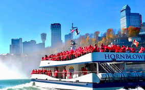 Toronto: Niagara Falls Day Tour + Boat & Behind Falls Entry