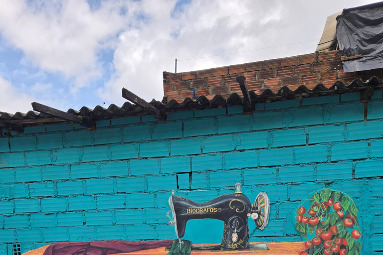 Medellin: Comuna 3 Constellations Graffity tour