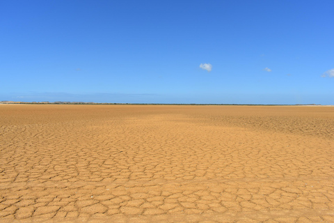 Santa Marta: Cabo de la Vela 2-Day Tour with Meals