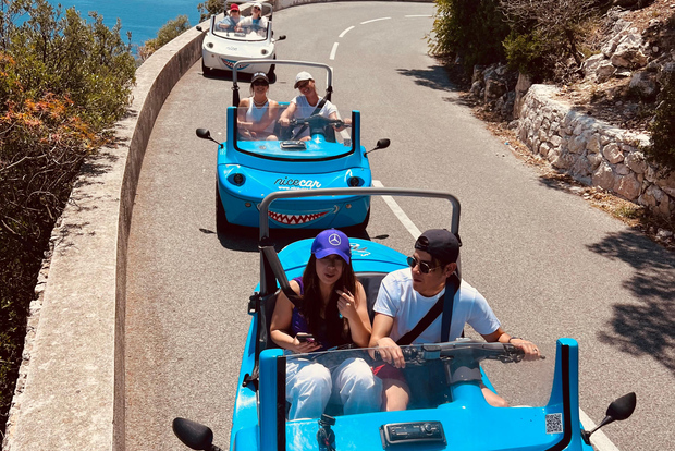 Nizza: tour guidato panoramico della Riviera in auto elettrica decappottabile