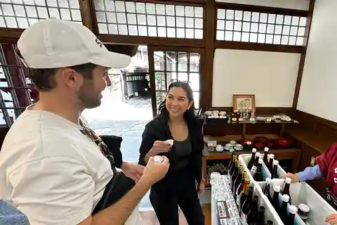 Excursão a pé para degustação de saquê em Nagano
