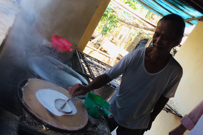 Hoi An: Kim Bong Carpentry Village and Water Coconut Tour