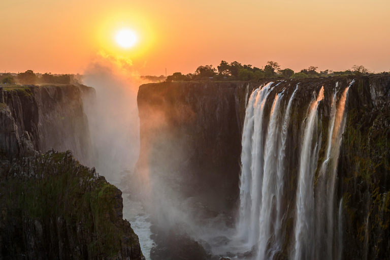 From Victoria Falls: 4-Day Falls, Chobe & Village Stay