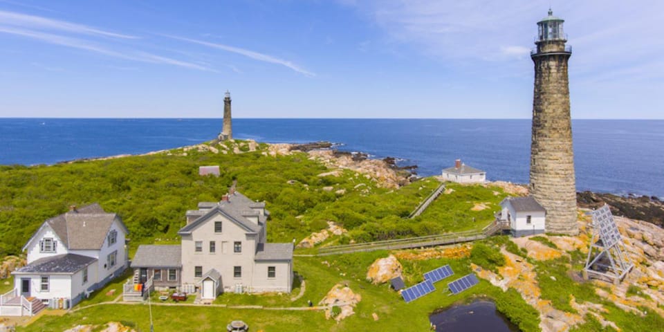 Day Trip from Boston: Kayak & Hike to Thacher Island image 2