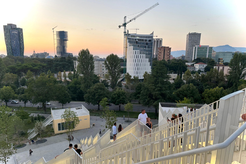 Tirana: Wandeltour langs bezienswaardigheden in het historische centrum