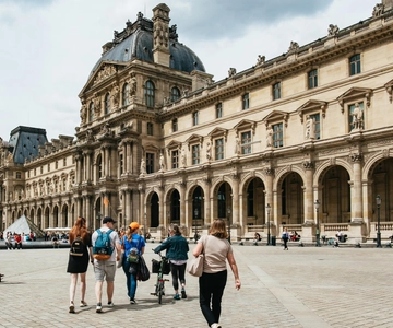 Paris: Emily in Paris Show Locations Guided Walking Tour
