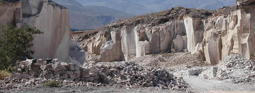 Arequipa : Route de Sillar et Pétroglyphes de Culebrillas