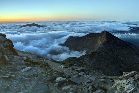 Llanberis: Snowdon/Yr Wyddfa Bergwanderung bei Sonnenaufgang