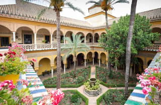 Sevilla: Führung durch den Palacio de las Dueñas und die Casa de Pilatos