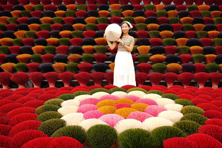 Hanoi: Incense Village & Conical Hat or Knife-Making Village Hanoi Incense Village, Conical Hat , NO LUNCH - SMALL GROUP