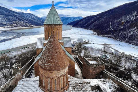 From Tbilisi: Gudauri Ski Resort, Zhinvali, Ananuri Day Trip Private Tour