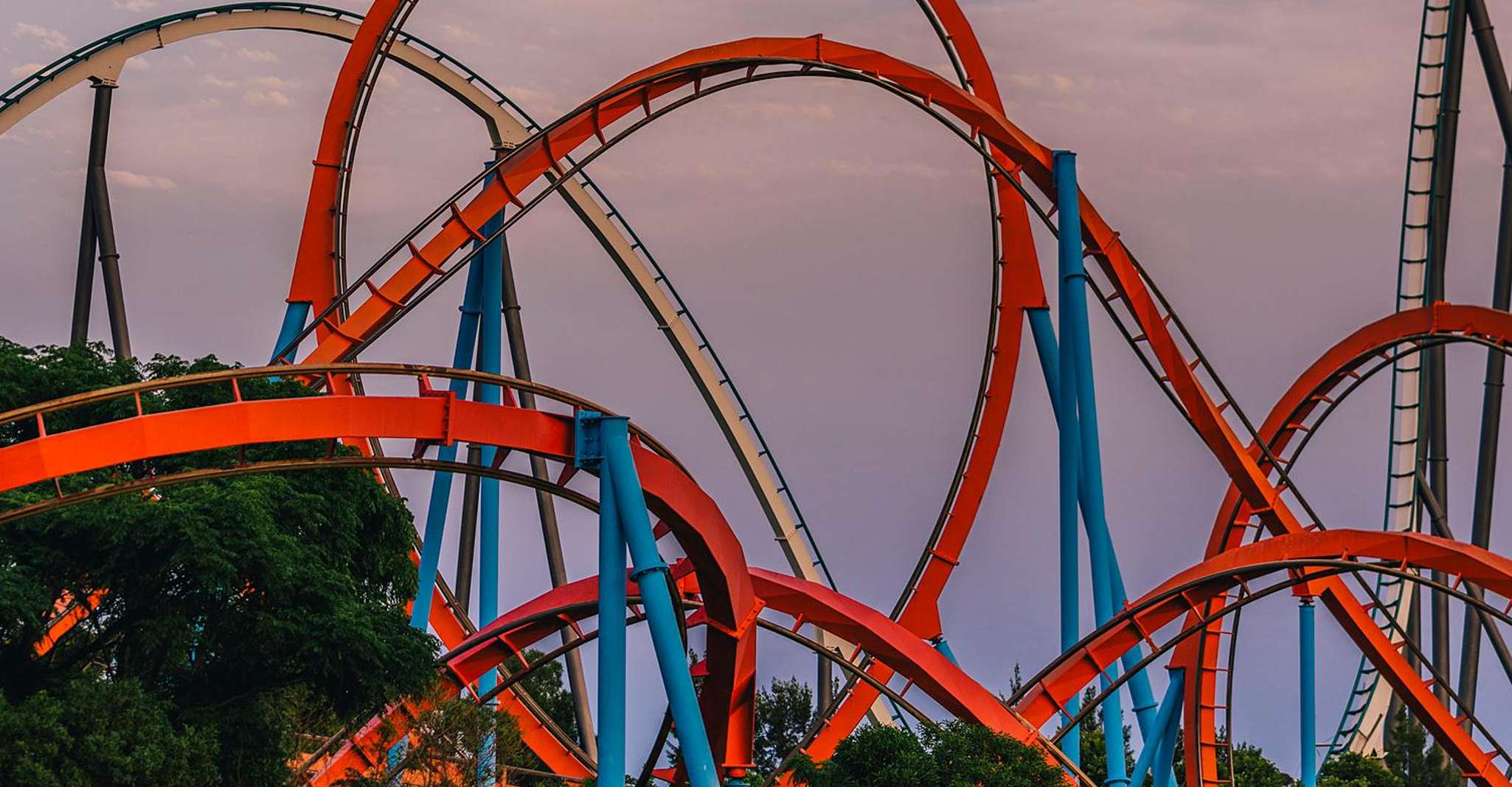 Salou: Caribe Aquatic & Night Entry to PortAventura Park