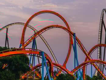 Salou: Caribe Aquatic y entrada nocturna a PortAventura Park