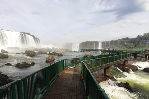 Ganztägige Iguassu-Fälle auf beiden Seiten - Brasilien und ArgentinienAbreise von den Hotels in der Innenstadt von Foz do Iguaçu