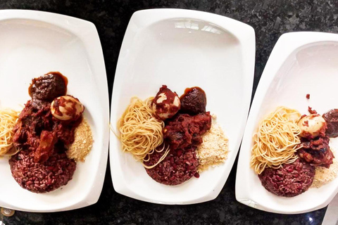 Accra: Ghanaian Food Tasting Experience with Music