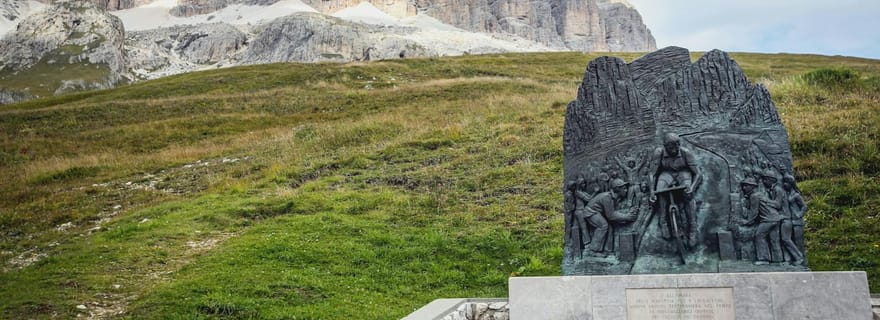 Circuit des Grandes Dolomites dans les vallées de Fiemme et de Fassa et au col de Pordoi