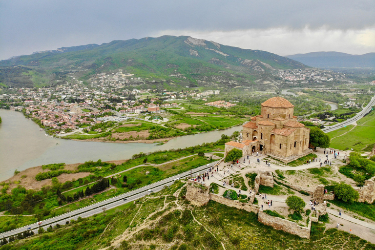 Depuis Tbilissi : Mtskheta, Gori, Jvari, Uplistsikhe - Excursion d&#039;une journée