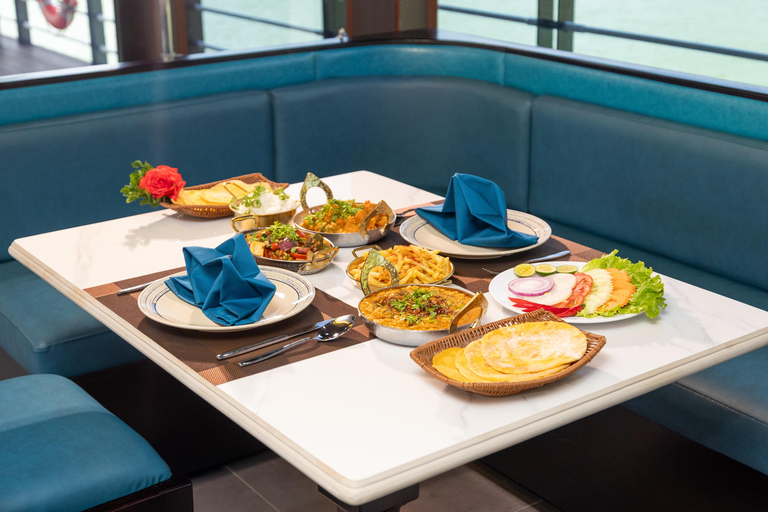 From Hanoi: Halong Bay Day Cruise with Lunch & Kayaking Halong Luxury Cruise+Limousine Bus (max 22 pax)+Set Menu