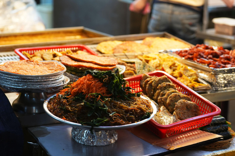 Seul: Wegańska i wegetariańska wycieczka kulinarna po targu GwangjangSeul: Wycieczka kulinarna po targu Gwangjang – dania wegańskie i wegetariańskie