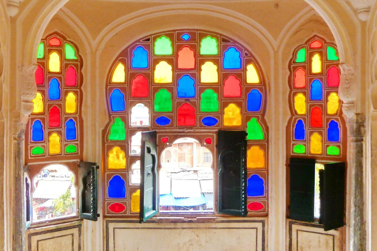 Private Guided Sightseeing Tour of Jaipur HighlightsTour By Car+Driver Only