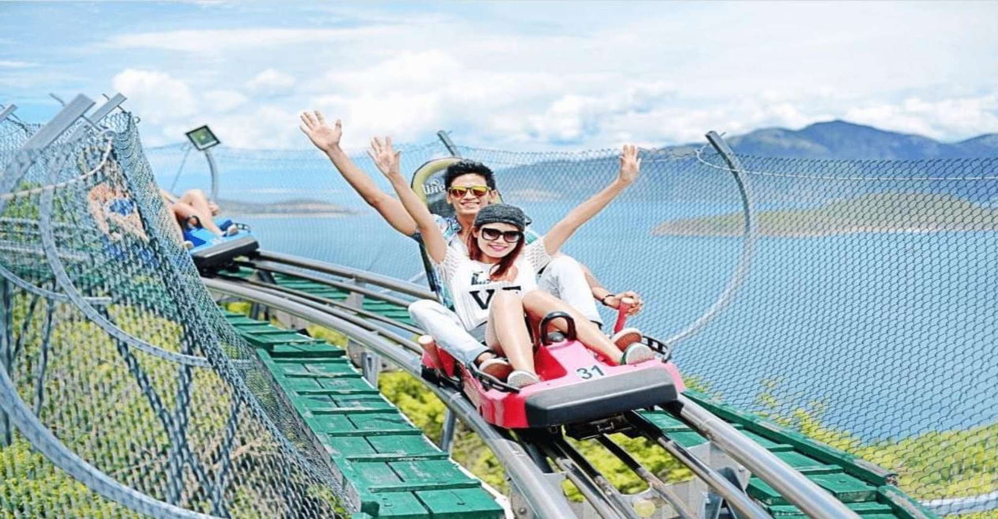 Hoi An, Golden Bridge - Bana Hills Fullday en voiture privée - Housity