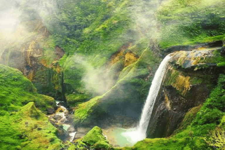 Mount Rinjani Trekking 3D/2N Via Sembalun Finish Torean