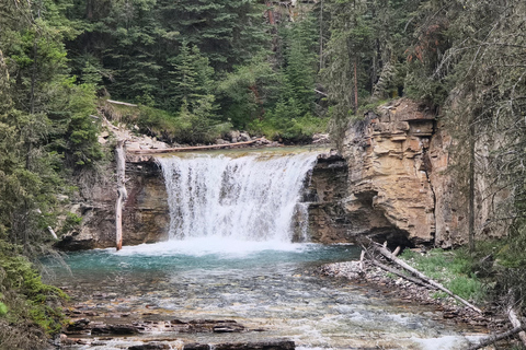 From Calgary: Banff Private Tour with Transport and Pickup