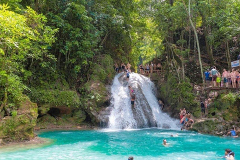 Ocho Rios: Blue Hole, Dunn's River Falls & White River Tour