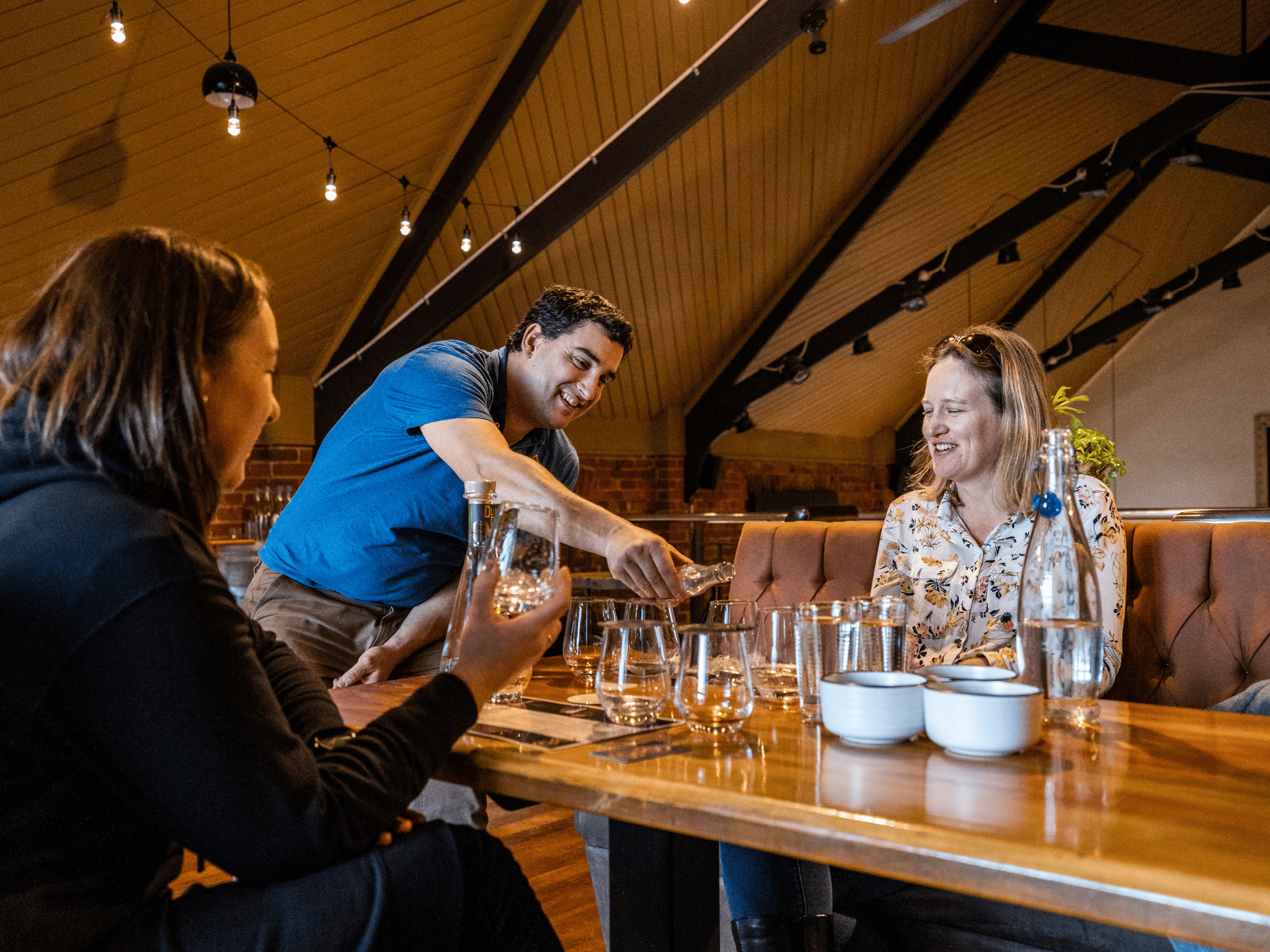 Dunedin: Brennerei-Tour mit Gin- und Spirituosen-Verkostung