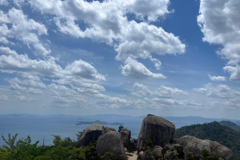 Hiroshima: Miyajima Private Tour with Ropeway & Hike