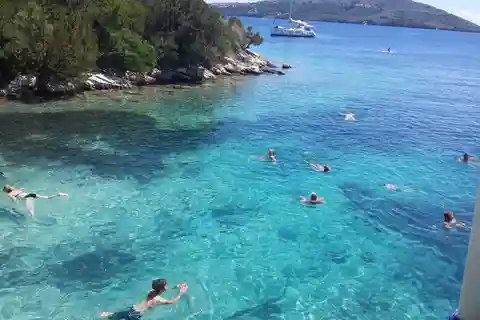 NYDRI: Wooden Boat Cruise to Meganisi & Scorpio - Lefkada