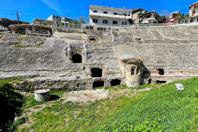 Tour di Durazzo e del Parco Nazionale di Karavasta su una Land Rover di lusso