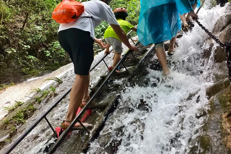 Guilin: Guihai Qinglan and Gudong Waterfall Private Day Trip Guilin: Guihai Qinglan and Gudong Waterfall with Tour Guide