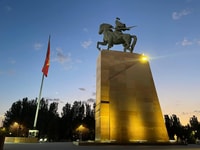 Burana Tower & Bishkek City (Geschiedenis, gebouwen en beelden) - Housity
