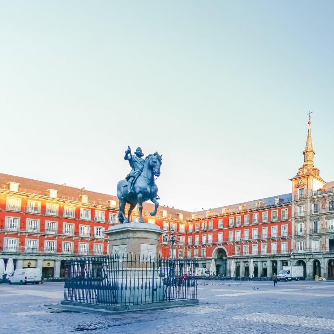 Tu Primera Vez en Madrid: Lo Más Importante - Guías Locales