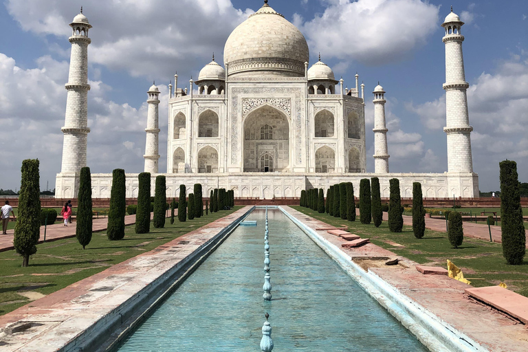 From Delhi: Agra Day Trip with Taj Mahal and Agra FortAC Car and Tour Guide Service Only