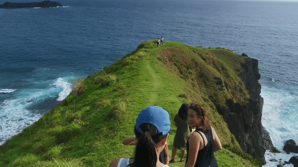 Catanduanes Philippines: Binurong Point & Puraran Beach Tour | GetYourGuide