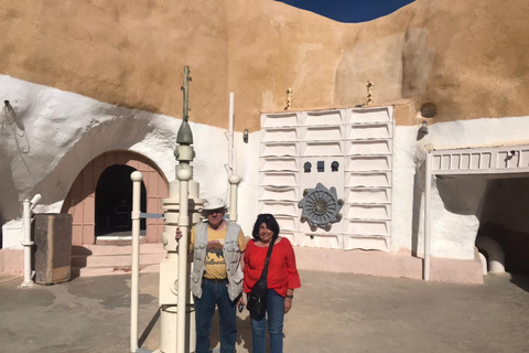 Private 2-Day Tour and Overnight in the Desert from Hammamet/Sousse