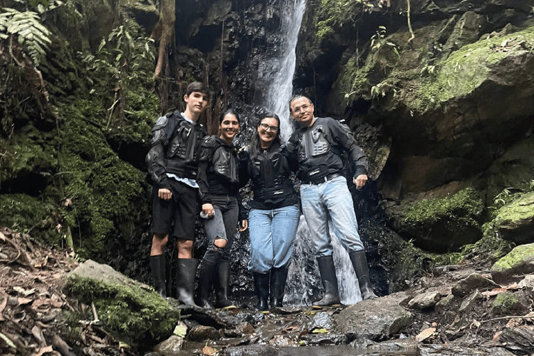 Medellín: Parco avventura Escobero in quad, riserva naturale