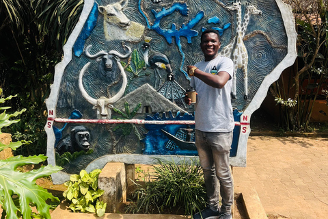 Kampala: Half-Day Equator Tour with Pickup and Lunch