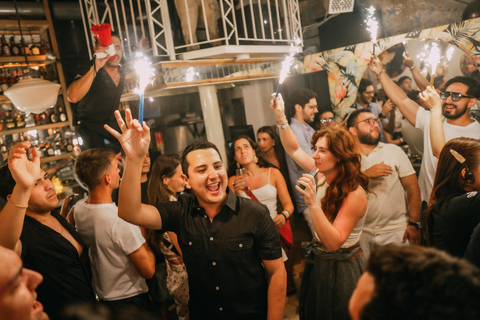 Live and feel Cartagena through its cocktails. Experience Cartagena through its cocktails