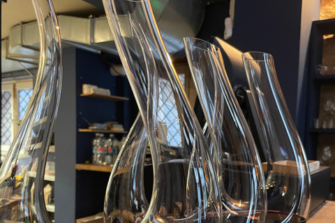 Wine Tasting with Professional Sommelier in centre Valencia