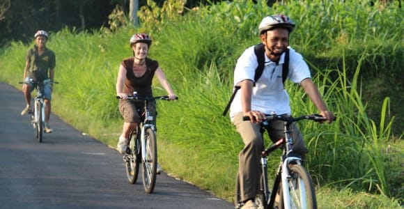 Bali: Cycling Tour from Suter to Undisan with Local Lunch