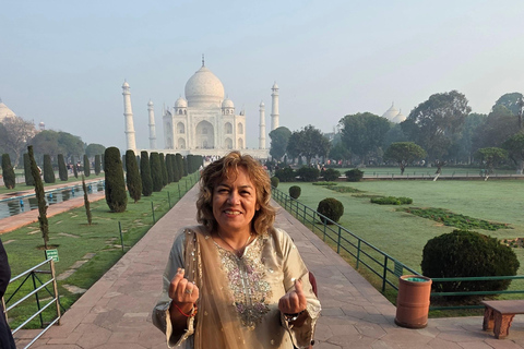 Agra: Taj Mahal Skip-The-Line, Agra Fort & Baby Taj Tour Only Guide Services For Taj Mahal Only