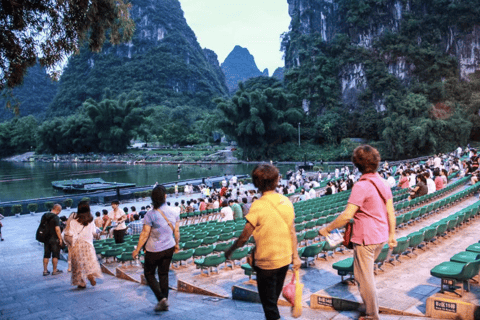 From Guilin: Li River Bamboo Rafting & Xianggong Hill Tour