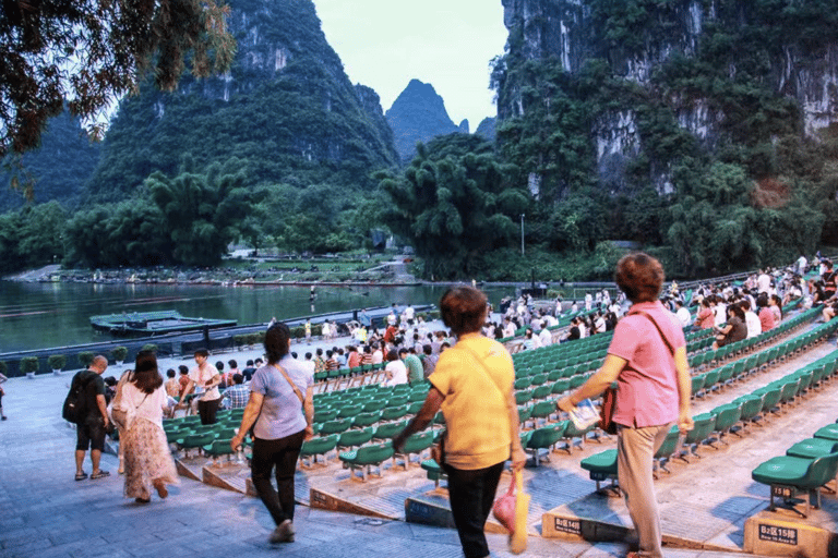 From Guilin: Li River Bamboo Rafting & Xianggong Hill Tour