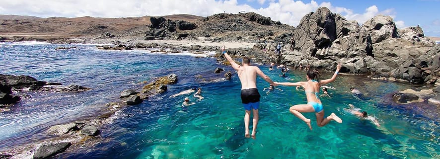 From Oranjestad: Full-Day Island Jeep Safari Tour