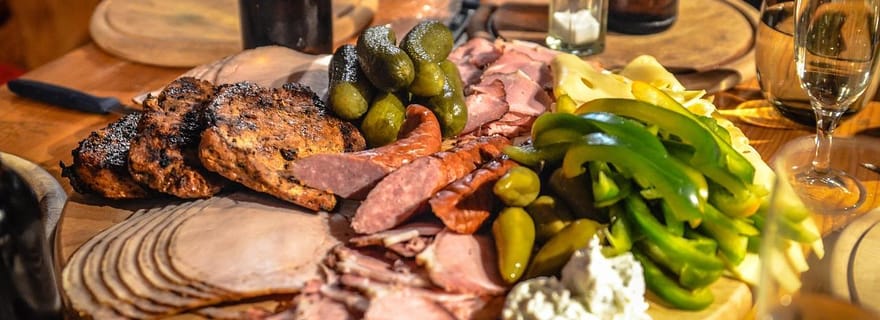 Toulouse : visite œnologique et charcuterie avec dégustations