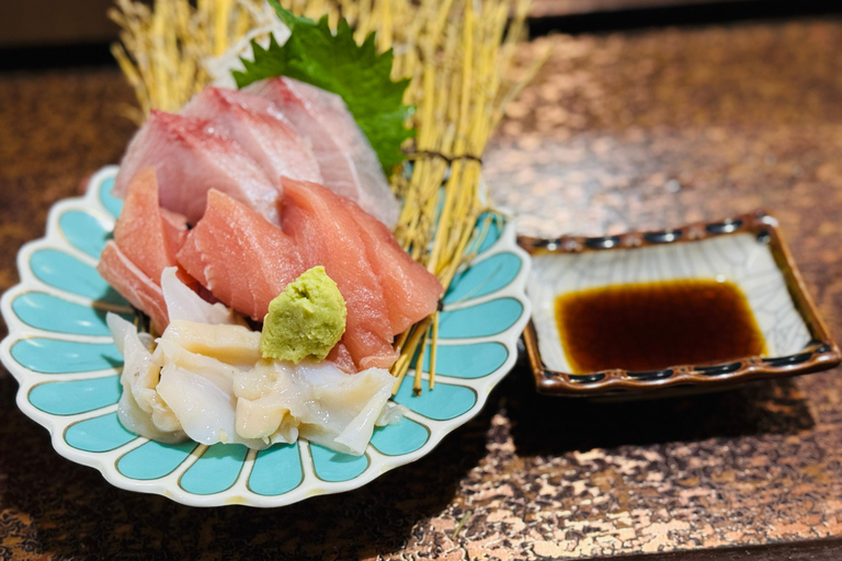 Kanazawa: Private 3-Hour Bar Hopping Tour with Local Guide Start from Kanazawa Station